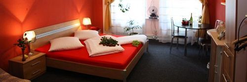 Hotel Pension Insor Berlin Extérieur photo